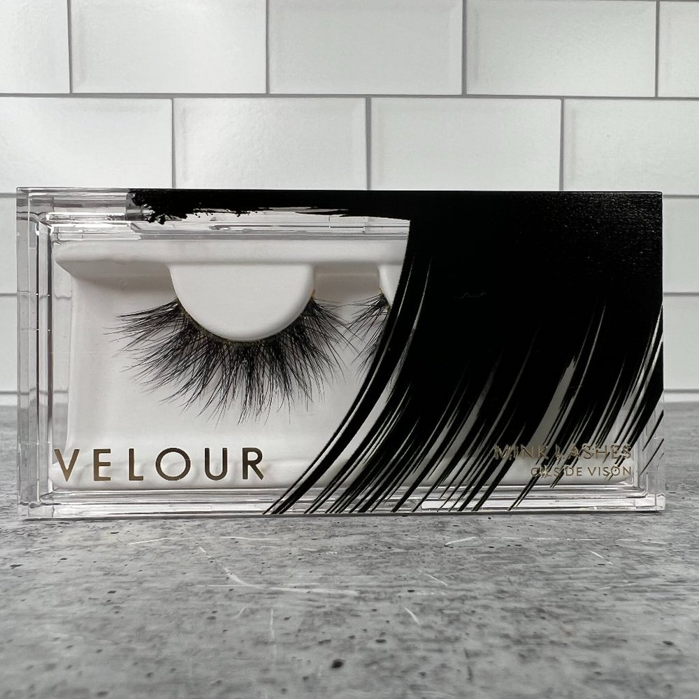 VELOUR LASHES in SINFUL